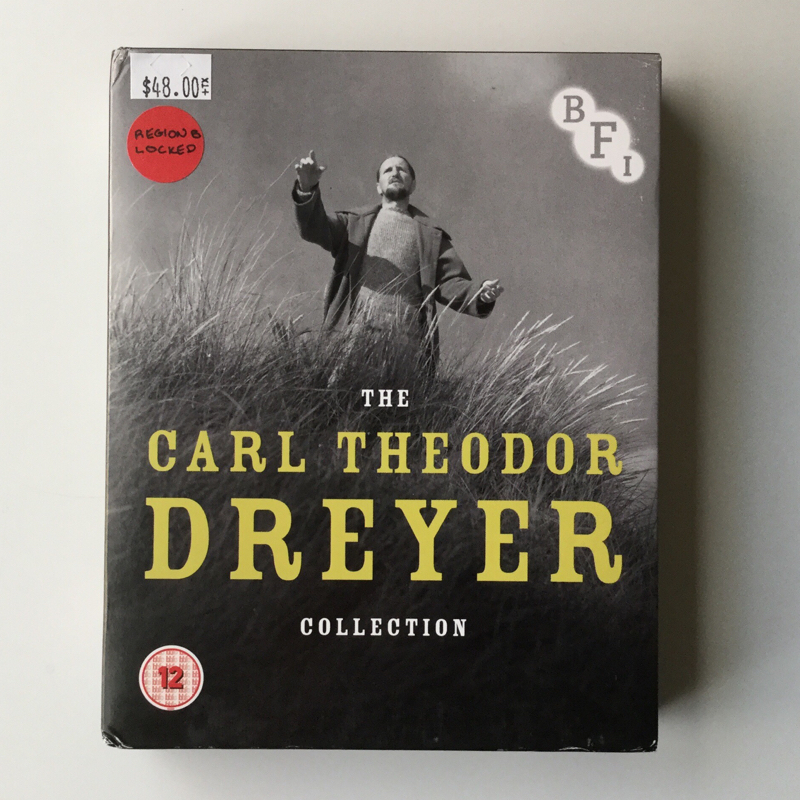carl th dreyer Carl th dreyer: leaves out of the book of satan (blade af satans bog) leaves out of the book of satan (blade af satans bog) (1920) is the third film directed by danish master carl theodor dreyer (the president, once upon a time, the passion of joan of arc)inspired in part by dw griffith's intolerance, the film presents four episodes. carl th dreyer Carl th dreyer: leaves out of the book of satan (blade af satans bog) leaves out of the book of satan (blade af satans bog) (1920) is the third film directed by danish master carl theodor dreyer (the president, once upon a time, the passion of joan of arc)inspired in part by dw griffith's intolerance, the film presents four episodes.